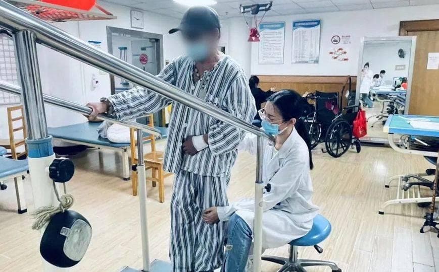 骨折术后康复全攻略：四个阶段训练助你早日康复