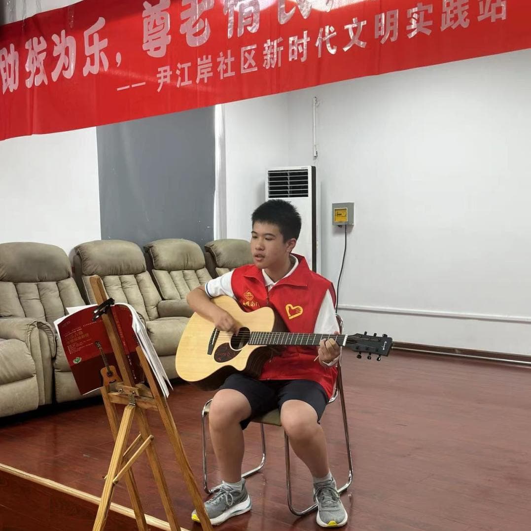 宁波中小学生暑期社会实践：从志愿服务到红色寻访
