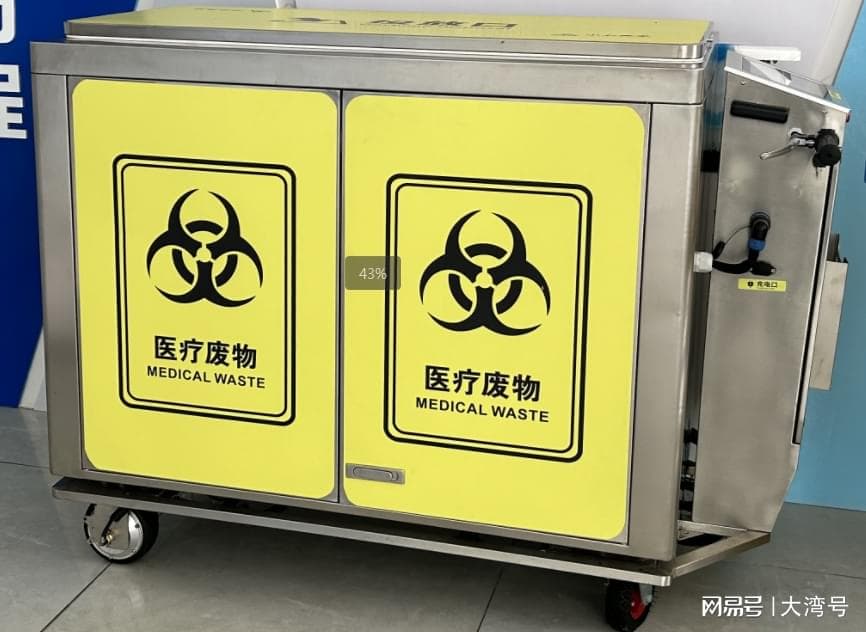 探秘医疗废物收运推车一体型维保困境分体式亮点