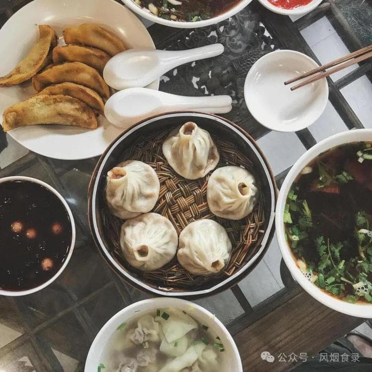 南京十大特色小吃：从鸭血粉丝到桂花糖芋苗，每一道都是城市的味道