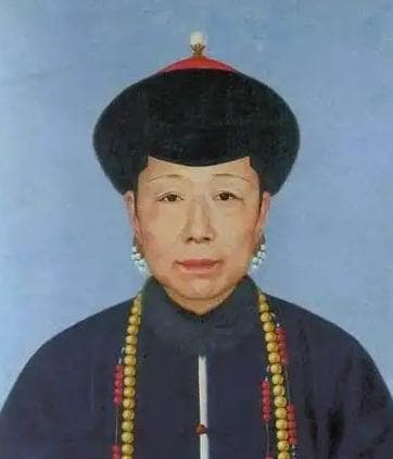 乾隆身世揭秘：探寻乾隆皇帝的母亲之谜