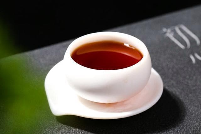 红茶之韵，掌握最佳储藏秘籍，锁住岁月醇香