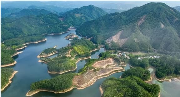 千岛湖烟火骑龙巷，122个台阶载满老淳安人的记忆