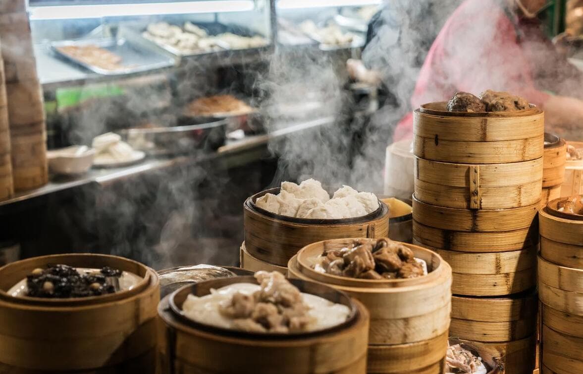 广东十大特色美食：从早茶点心到糖水甜品，每一道都是当地人的最爱