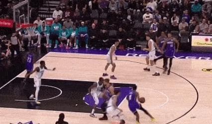 NBA：国王锋线群多点开花大比分领先黄蜂，三球进攻手感欠佳