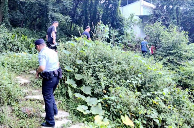 突现山体滑坡险情 万州民警1小时转移49名群众
