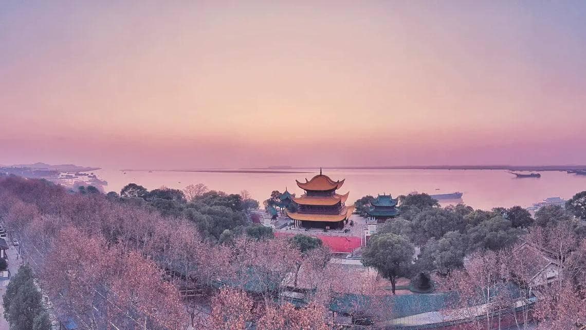 魅力岳阳：探寻湖湘明珠的璀璨景点