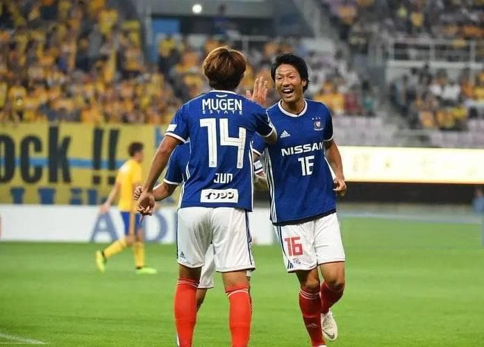 亚冠逆袭之战：第 10 上海海港剑指第 2 横滨水手