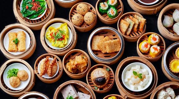 从广州早茶到西安肉夹馍：十大城市的地道美食与景点