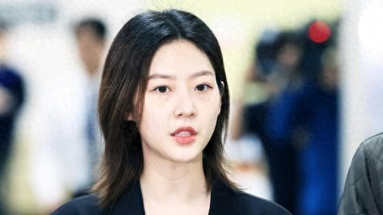 韩国女演员金赛纶在家中去世，年仅25岁