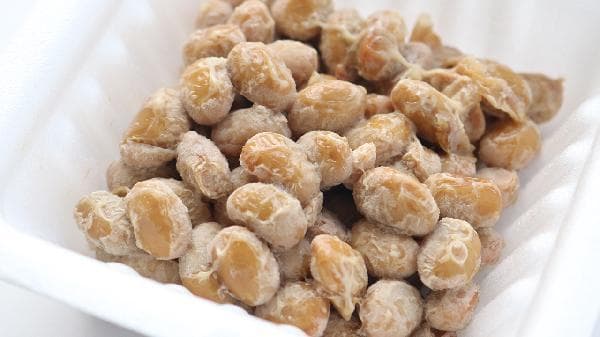 纳豆的十大健康功效：从心血管到大脑的全面守护