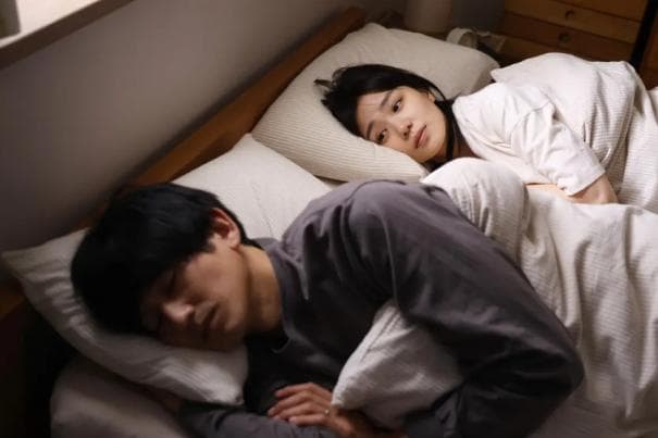 “我感觉自己身处无期限的凌迟中”：无性婚姻到底有多难熬？