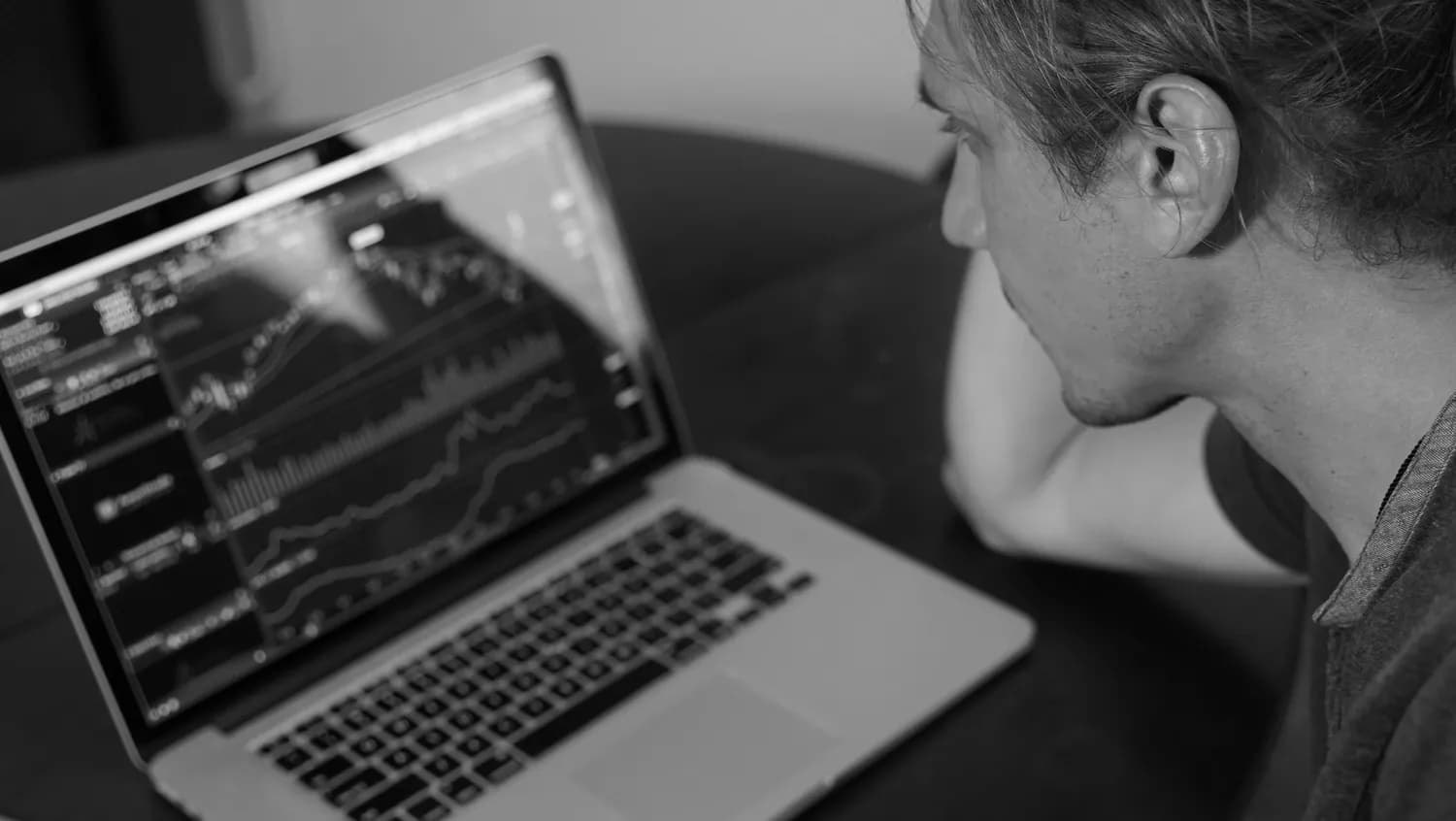 赵老哥投资全攻略：二板定龙头的选股策略与实战技巧