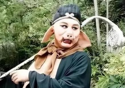 猪八戒的身世：金箍棒与九齿钉耙的较量