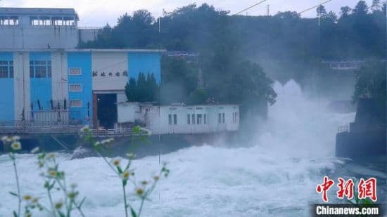 江西多条河流形成编号洪水 鄱阳湖将发生超警洪水