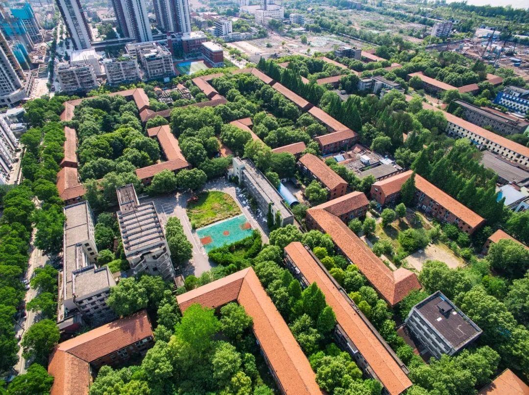 社区共同体何以可能：中国传统邻里营建与治理的智慧及当代启示