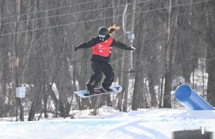 （哈尔滨亚冬会）中国队迎亚冬会百金时刻 雪上项目多点开花