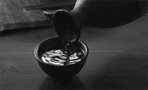 中国白酒的特点、名称和起源