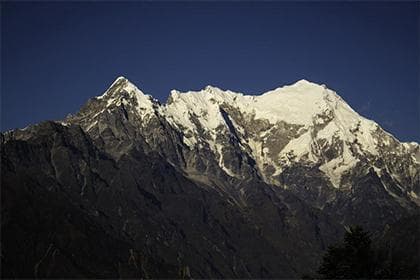 壬午日柱五行属性解析及其命运影响