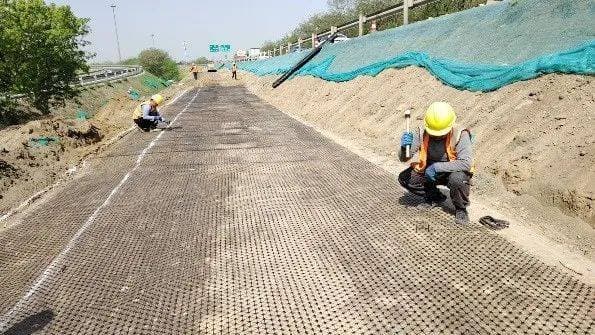 北京五环路大羊坊桥出口匝道改造工程已启动，预计5月底完工