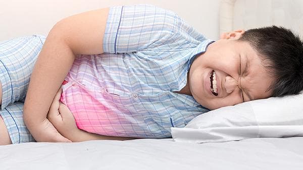 小孩肚子疼怎么办？四种常见原因及处理方法