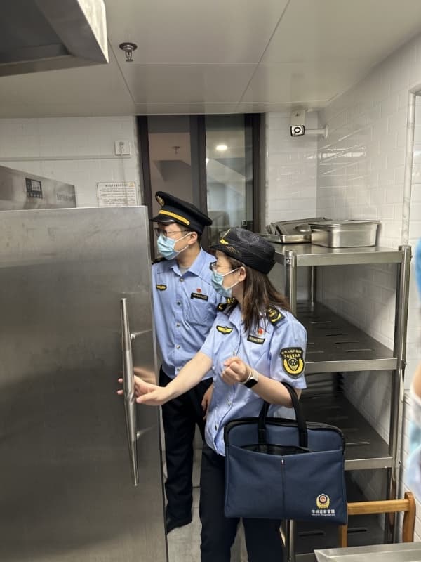 南京秦淮区：多线联动，守护舌尖上的安全