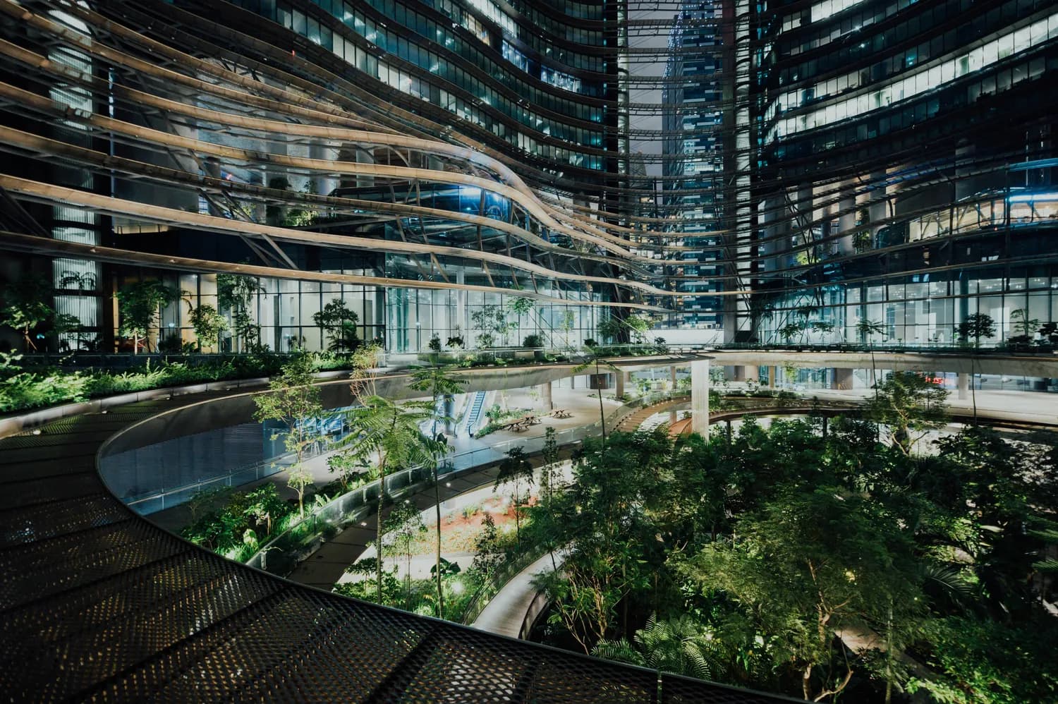新加坡榜鹅新镇：智慧环保打造未来城市新典范