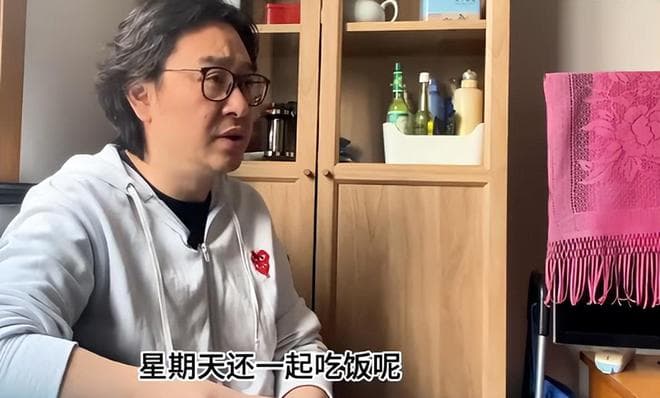 八旬老人被拔9颗牙后续：呛血致呼吸困难，抢救后住ICU，家属举报