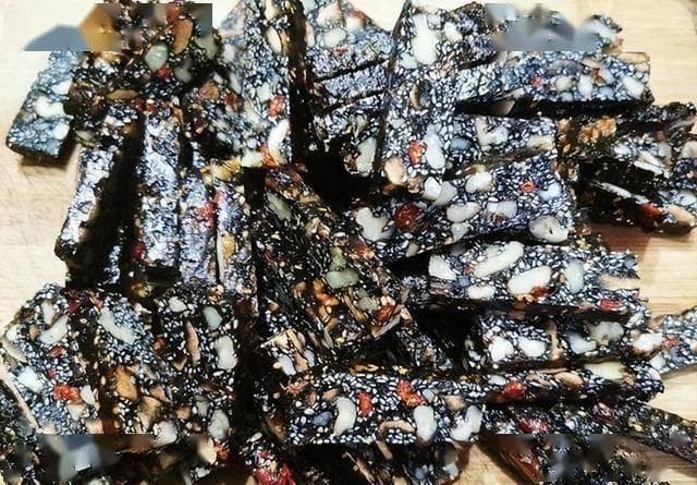 阿胶糕可以每天吃吗？长期吃阿胶糕，身体会怎么样？不妨看一下