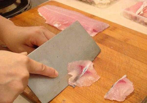 石锅鱼制作教程：鱼片鲜嫩爽口，香气四溢