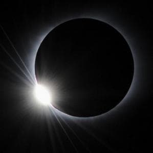 太阴幽荧：中国古代神话中的至阴圣兽