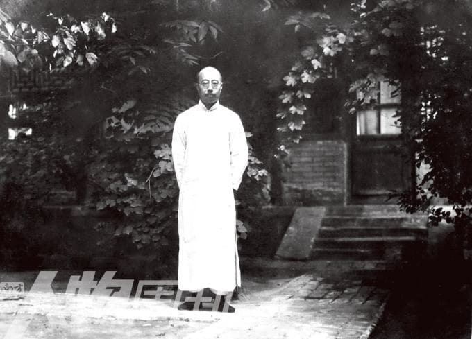 “苦雨斋”见证：周作人从新文化战士到汉奸的沉沦之路