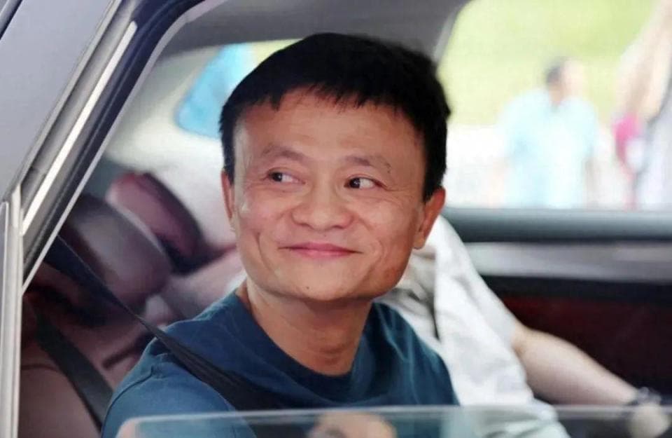 马云归国：从“避风”到“风向标”的深层博弈