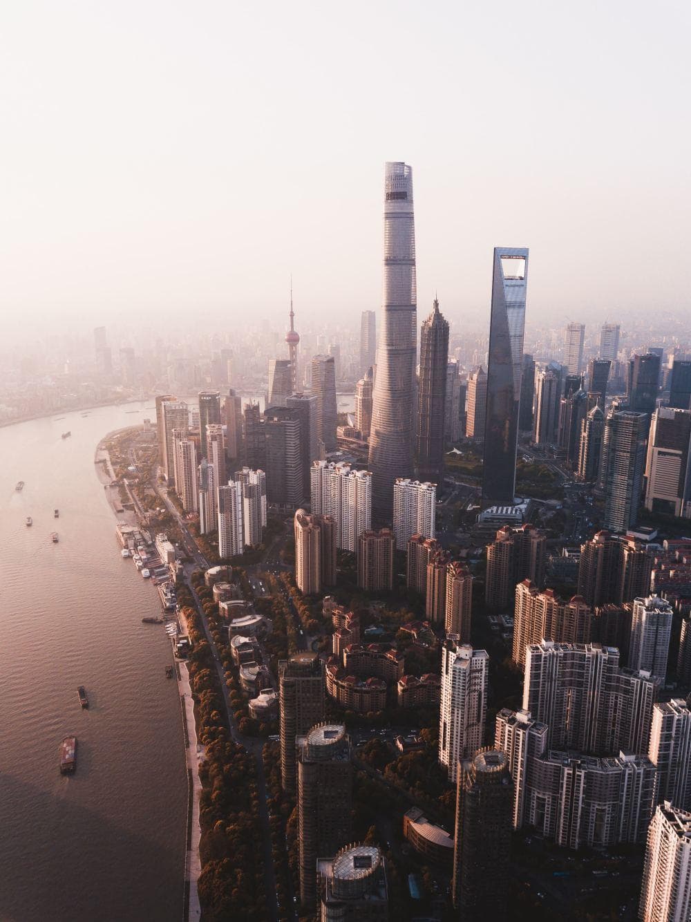 最新50强城市GDP：工业大市突围，省会城市经济增速普遍放缓