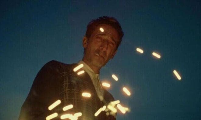 粗野派：用复刻50年代的拍摄方式，说一个美国梦碎的故事