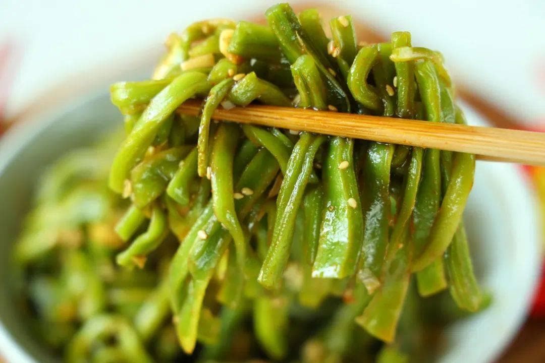 苔菜（贡菜）：口感似海蜇，三步做出营养美味的凉拌菜