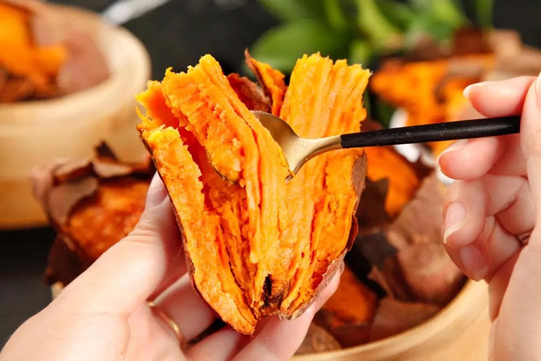 冬天不建议吃太多烤红薯的理由，猜你一定想不到（不是胖）