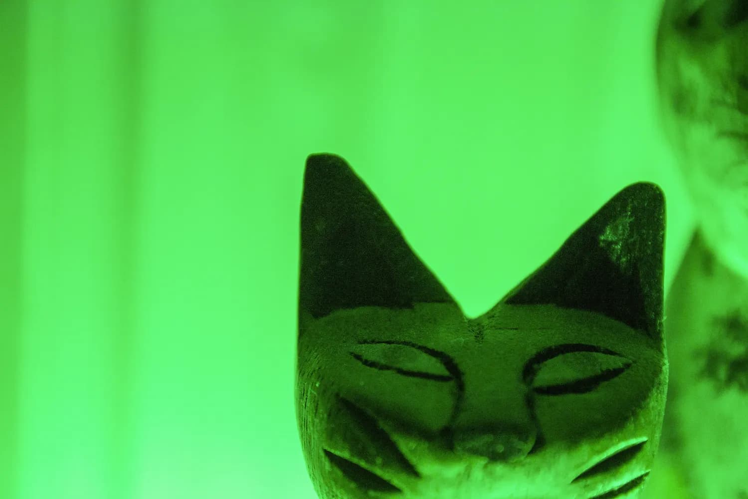 夏目漱石《我是猫》：讽刺与幽默的艺术