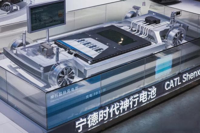 新能源车选购指南：品牌、智能驾驶与电池技术详解