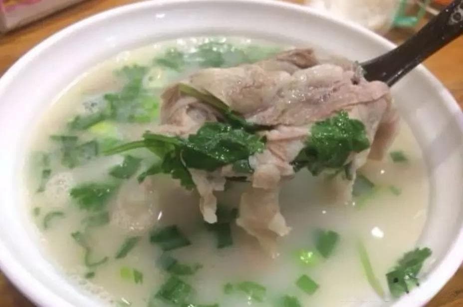 羊肉汤是怎么熬白的？很少有师傅懂的这个问题，值得收藏