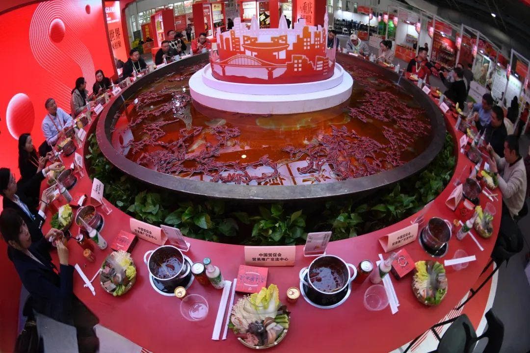 地沟油变身"黄金油"：从餐桌到蓝天的绿色转型