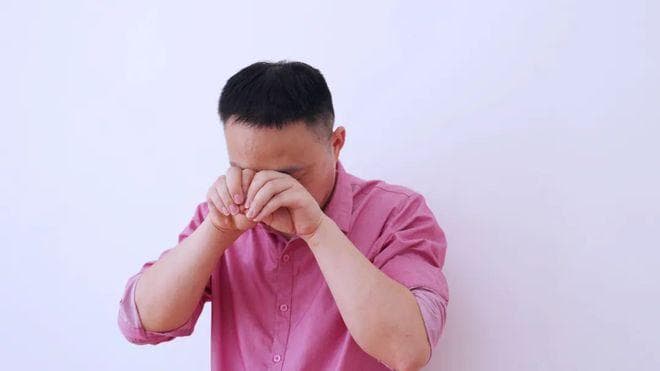 每天用眼过度，眼睛干涩酸痛怎么办？6个方法或可缓解不适