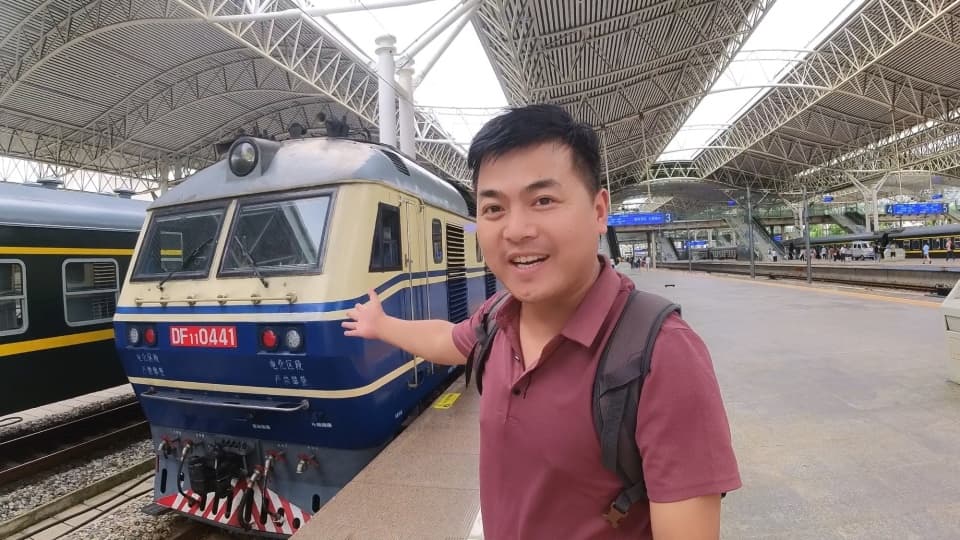 时光列车：K8522 绿皮火车的复古之旅