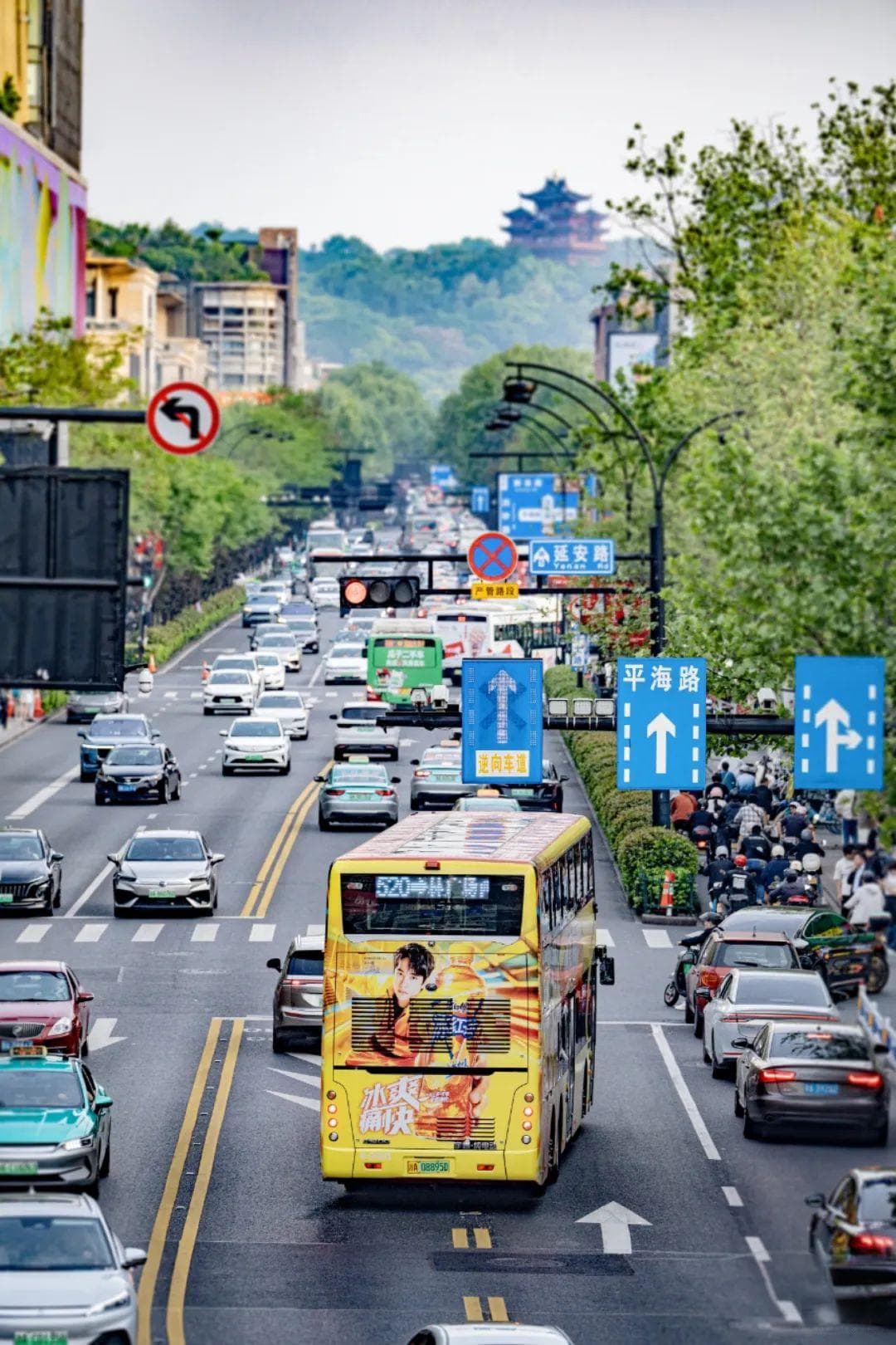 杭州推出百条大站快线，首批8条线路将提速20%
