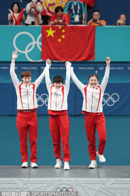 唱响了国歌 更唱出了自信