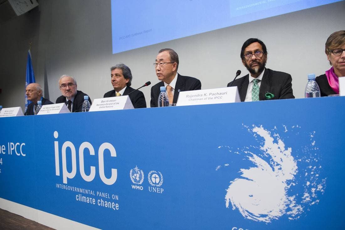 IPCC发布第6次评估报告：极端情况海平面可上升20米，人类或许1只脚已在悬崖外