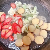 自制麻辣香锅：麻辣鲜香，美味下饭