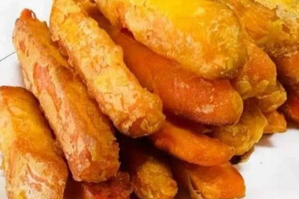 炸地瓜条，看似简单却充满魅力的美食，总能轻易勾起人们的食欲