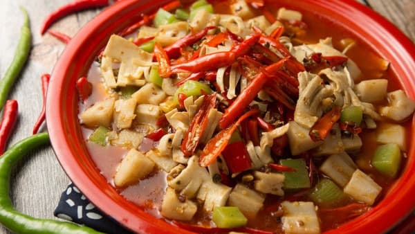 别让预制菜成为健康的“隐形杀手”，学会这几招守护餐桌安全