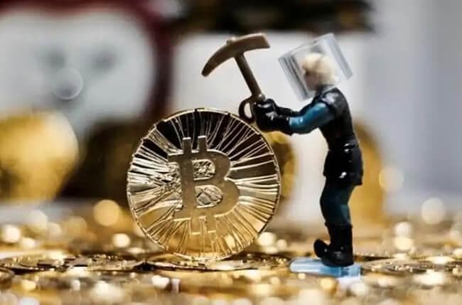 如何运用比特币进行财务自由规划？